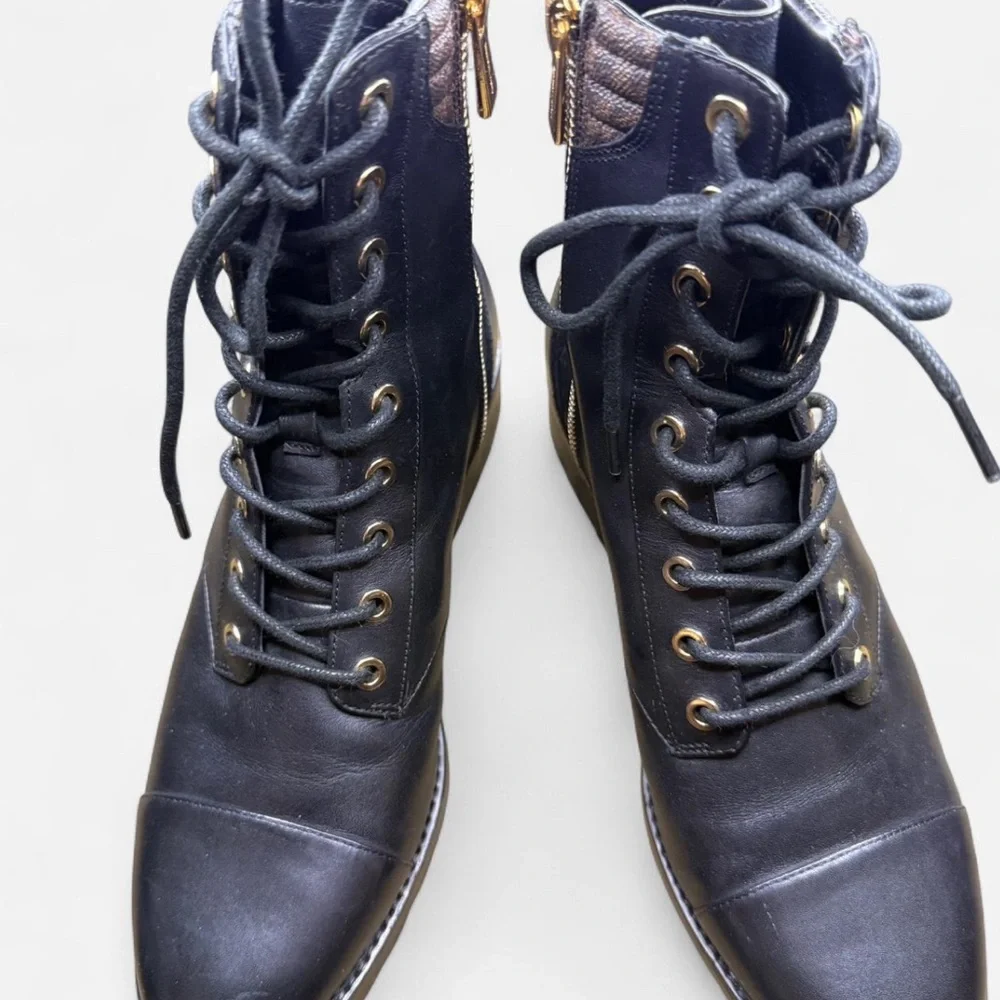 MICHAEL Michael Kors Bastien Black Leather Combat Boots Like New Edgy Urban 10M - Picture 4 of 8